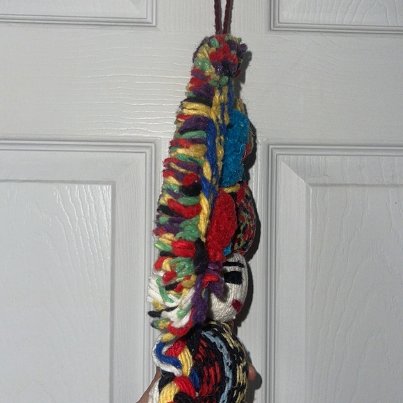 Vintage Mexican Yarn Folk Art - Picture 9 of 13